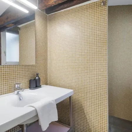 Superb Duplex Located On Rue Mouffetard * Parigi