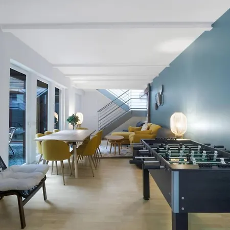Superb Duplex Located On Rue Mouffetard Parigi